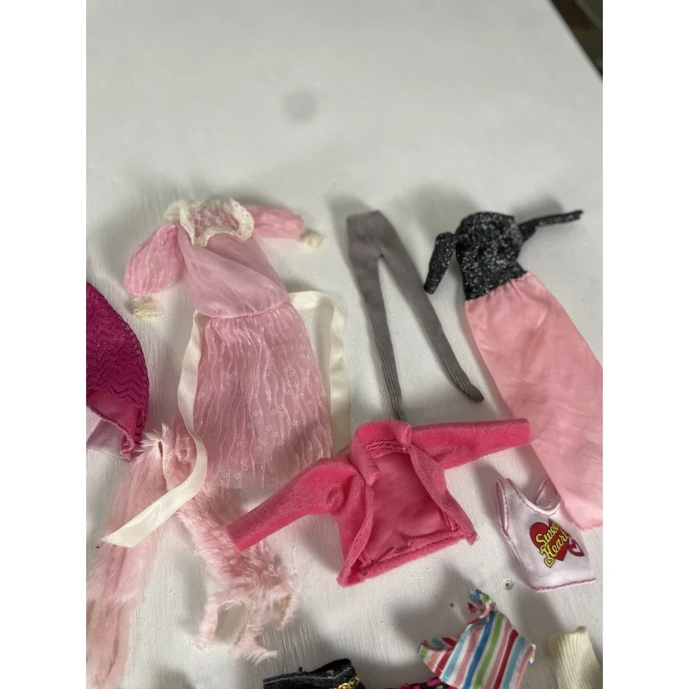 Lots Of Vintage Barbie Doll Clothes 80's Dress Dresses Pants Tops Classic‎ Retro
